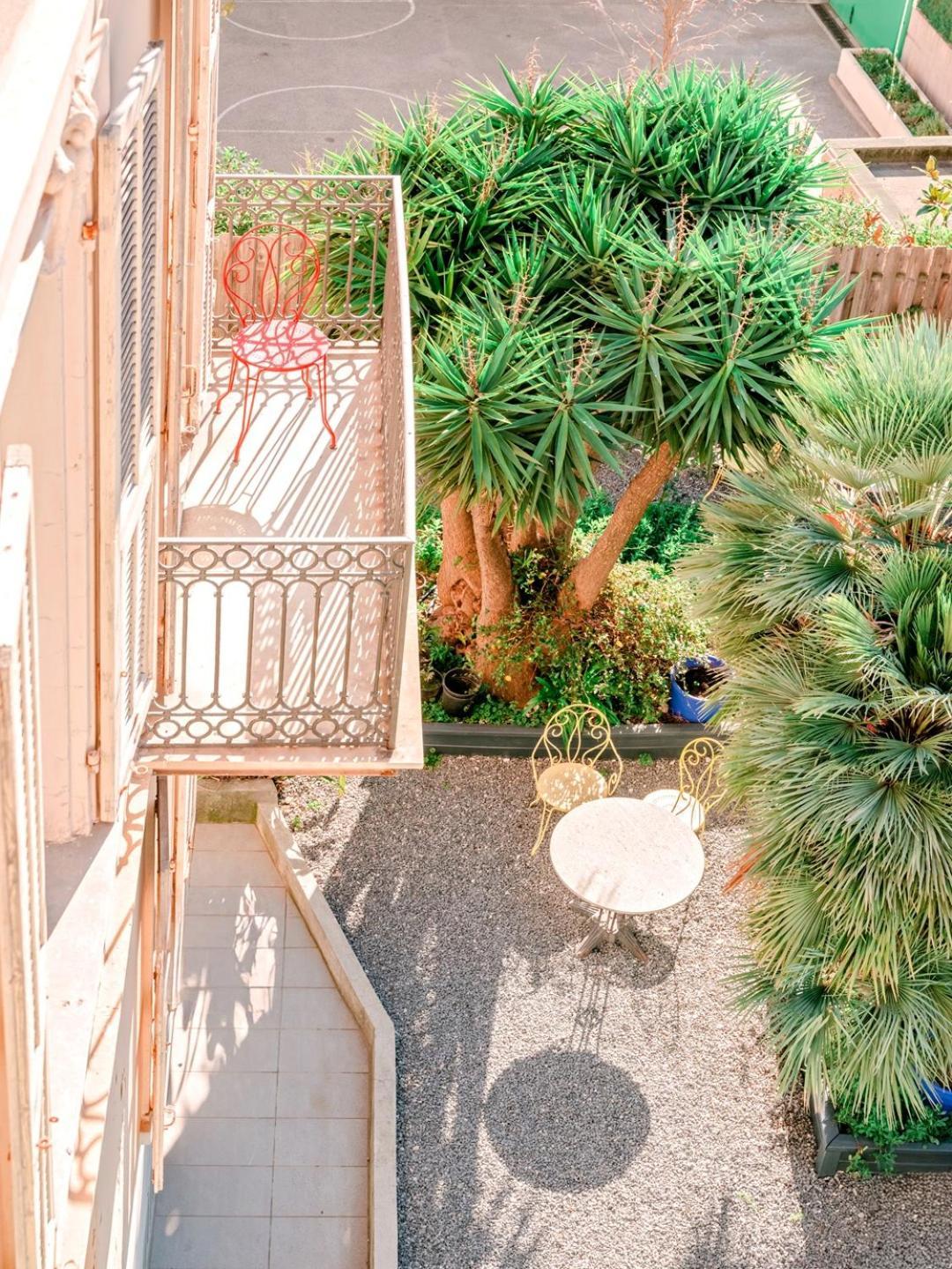 Hotel Lemon Ментона Экстерьер фото