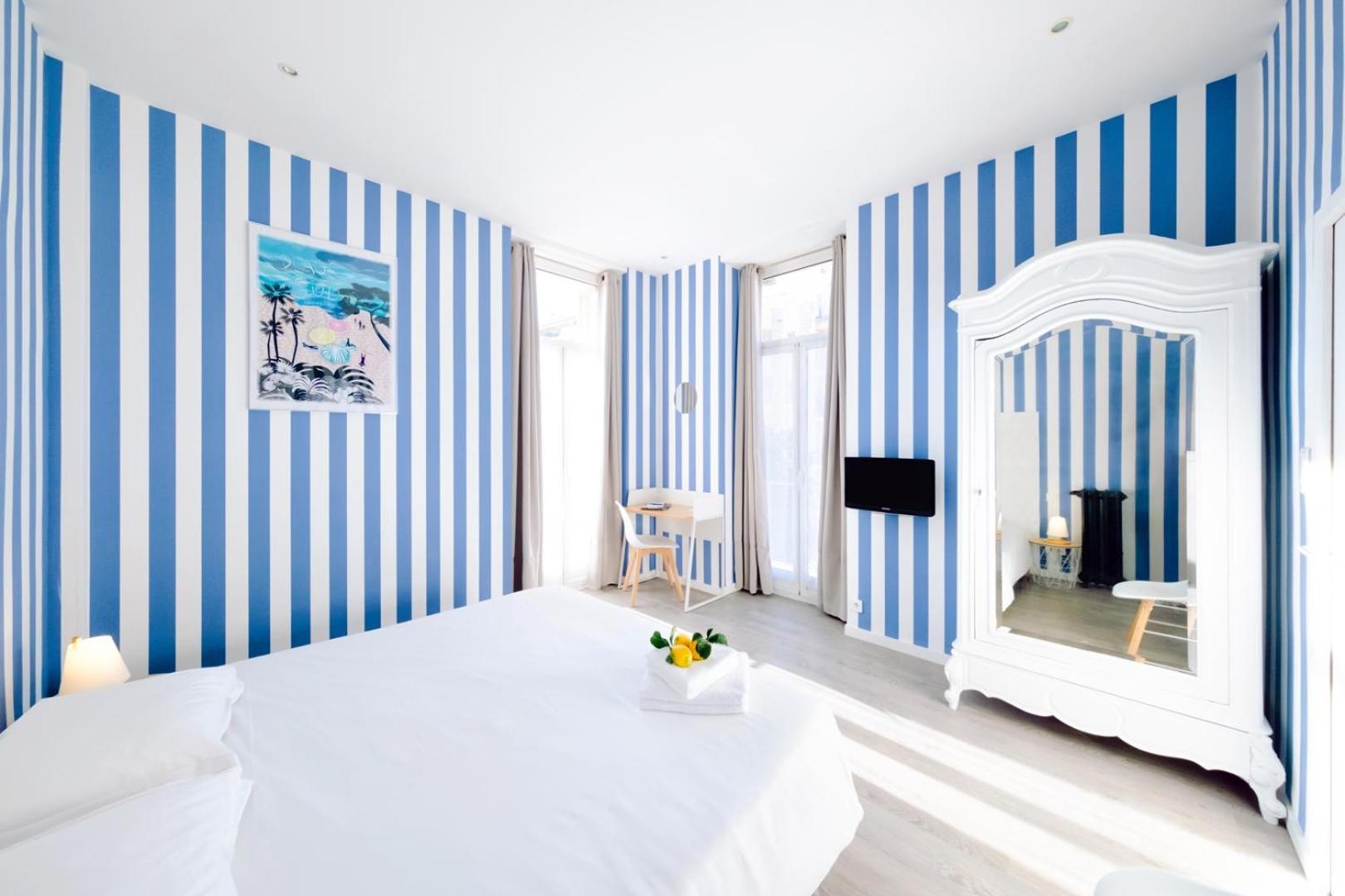 Hotel Lemon Ментона Экстерьер фото