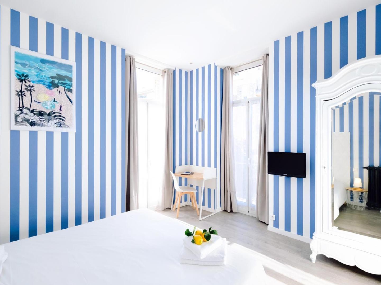Hotel Lemon Ментона Экстерьер фото