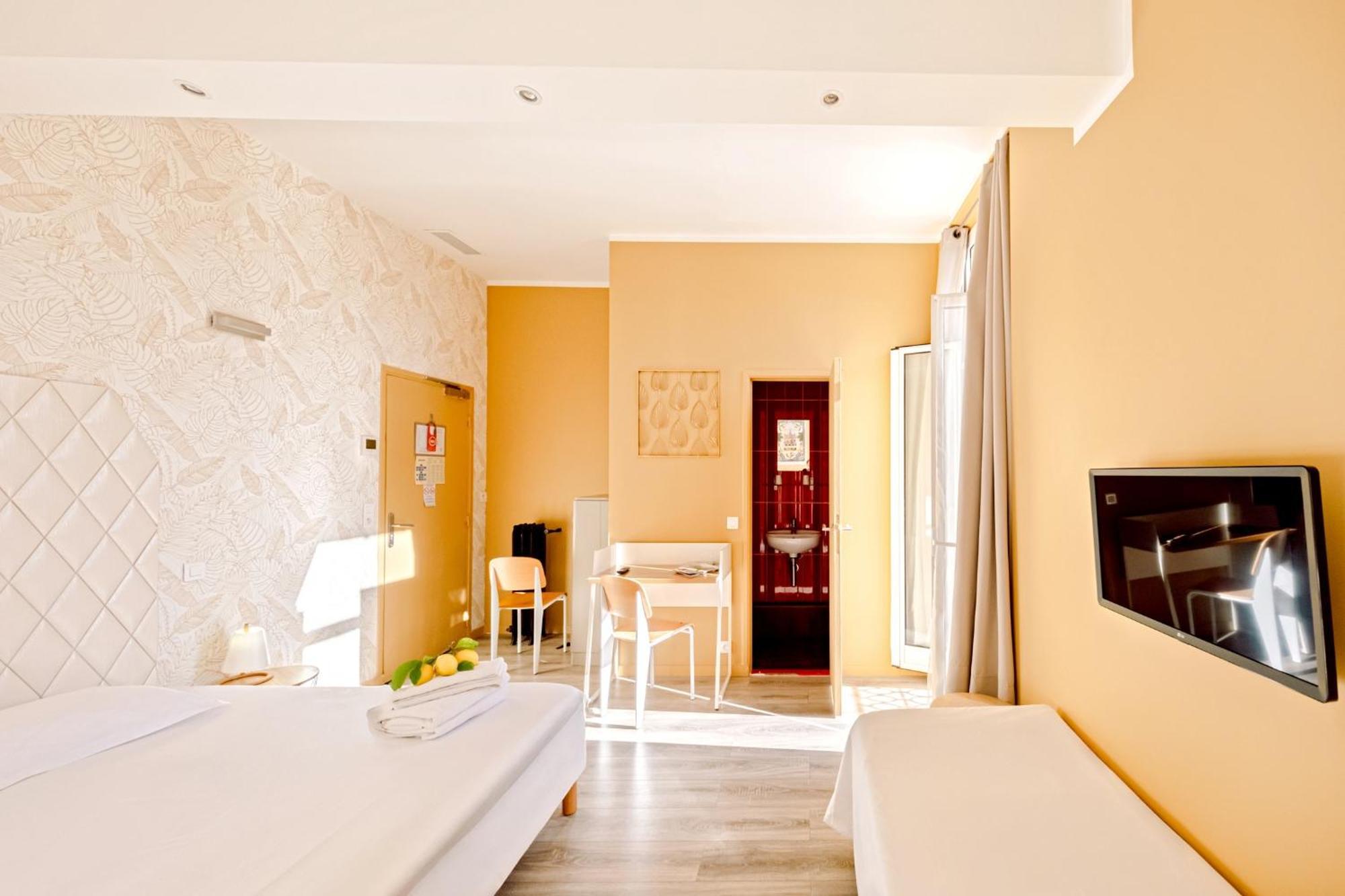 Hotel Lemon Ментона Экстерьер фото