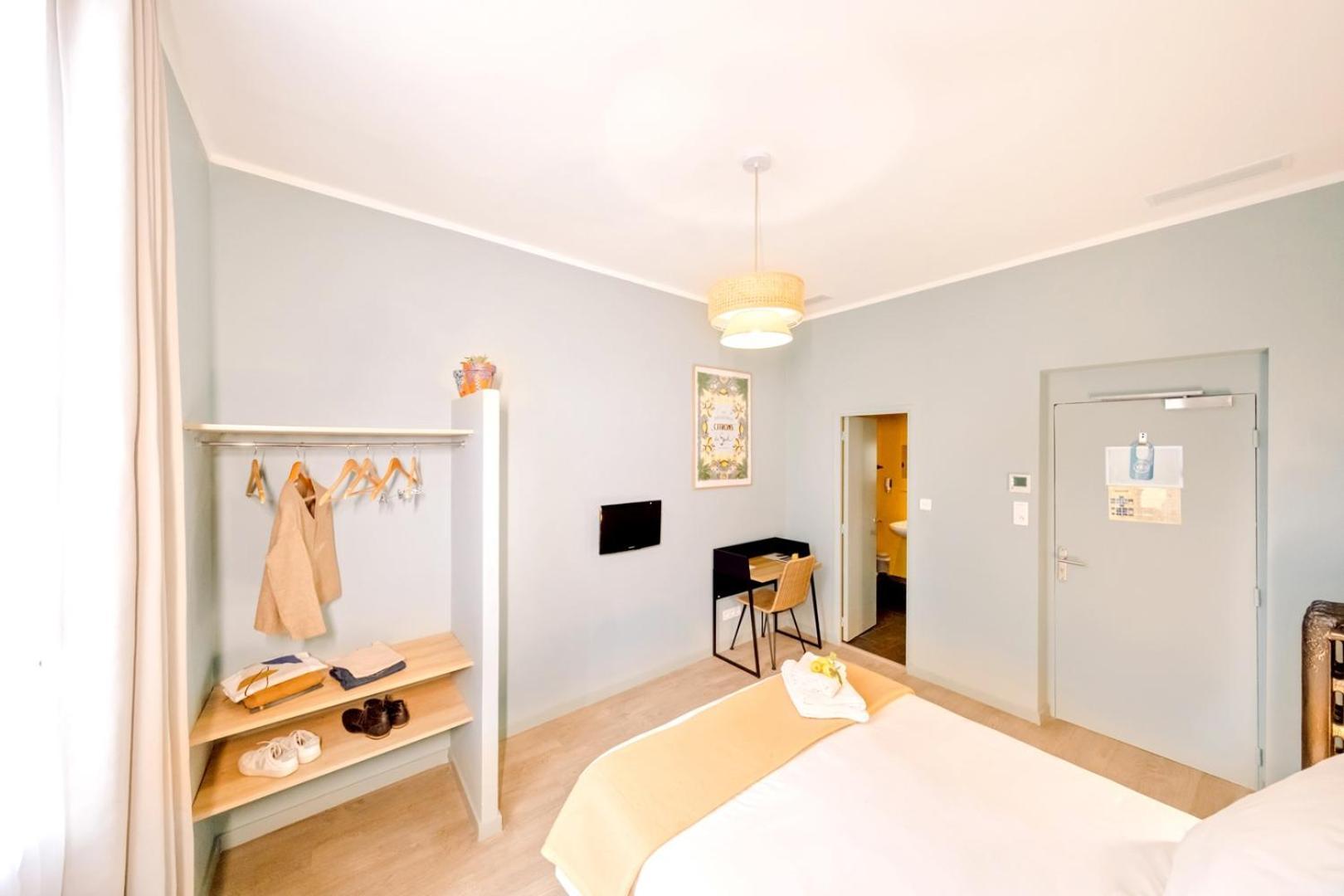 Hotel Lemon Ментона Экстерьер фото